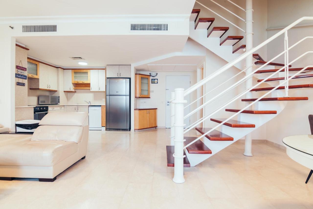 Almog Haifa Israel Apartments מגדלי חוף הכרמל Exterior foto
